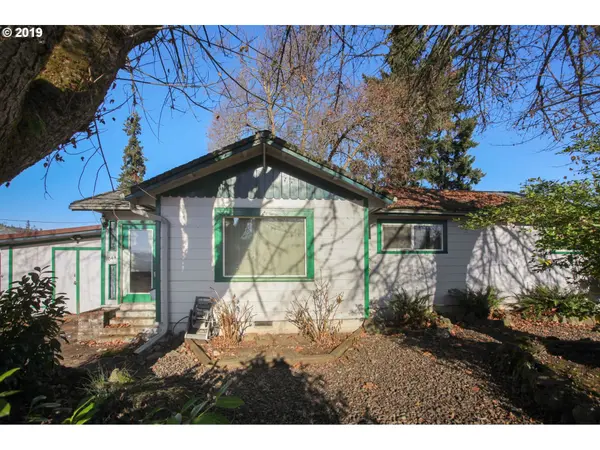 Cottage Grove, OR 97424,1044 PENNOYER AVE