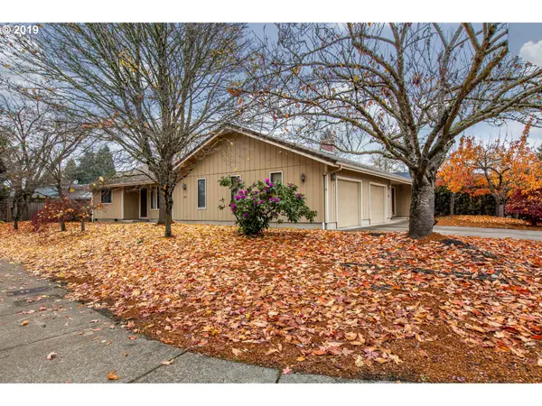 1711 CRESCENT AVE, Eugene, OR 97408