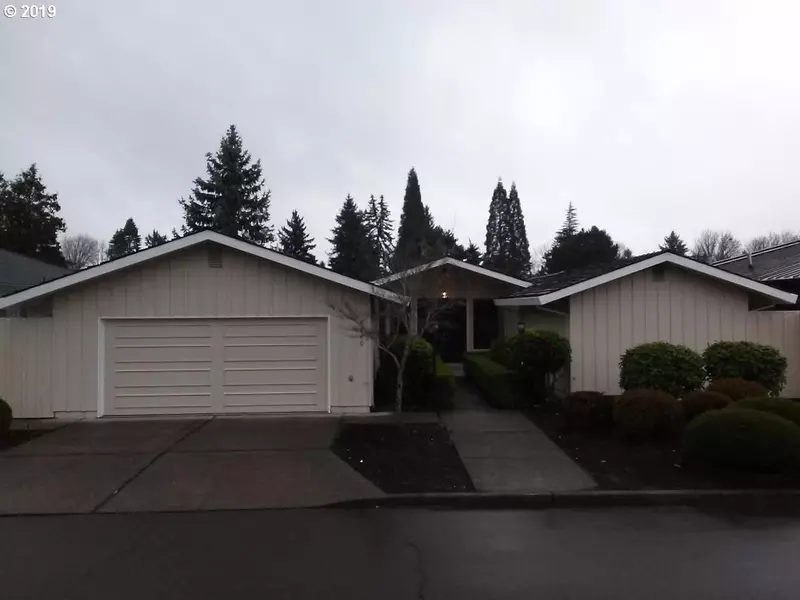 9880 SW REGAL DR, Portland, OR 97225