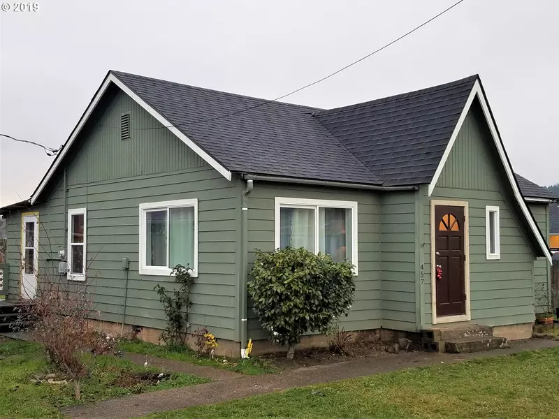 457 S STATE ST, Sutherlin, OR 97479