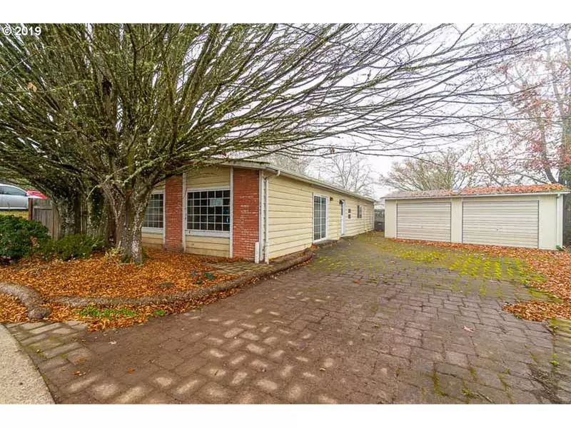 1553 NW CORUM CT, Salem, OR 97304