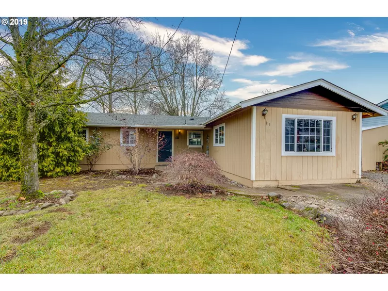 111 TOLIVER RD, Molalla, OR 97038