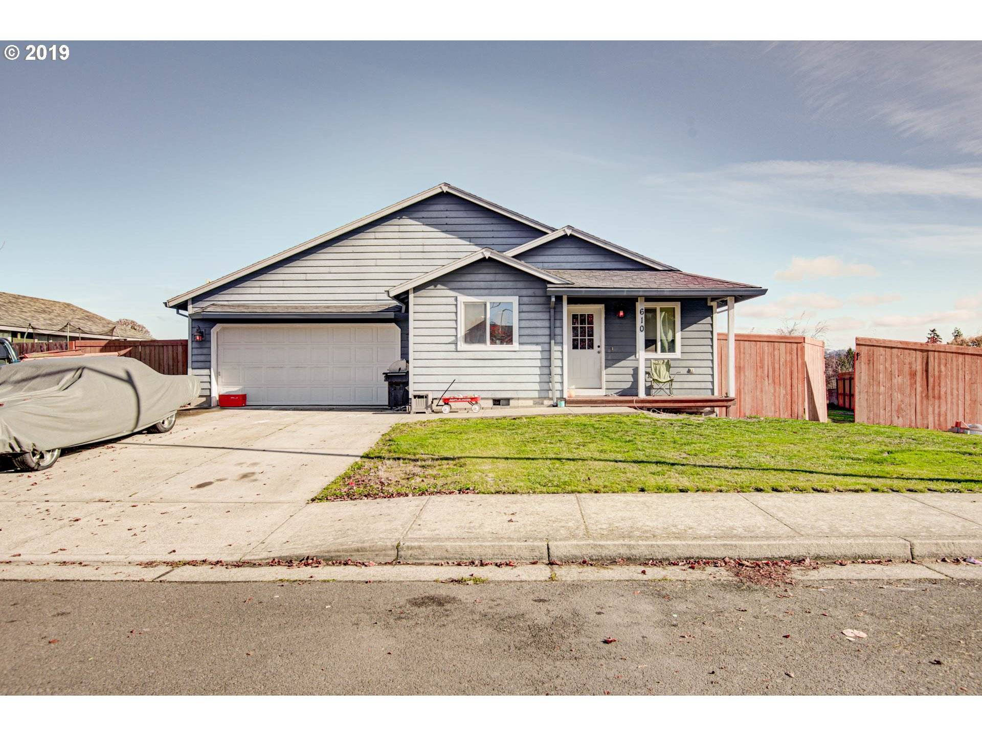 Carlton, OR 97111,610 N 1ST ST