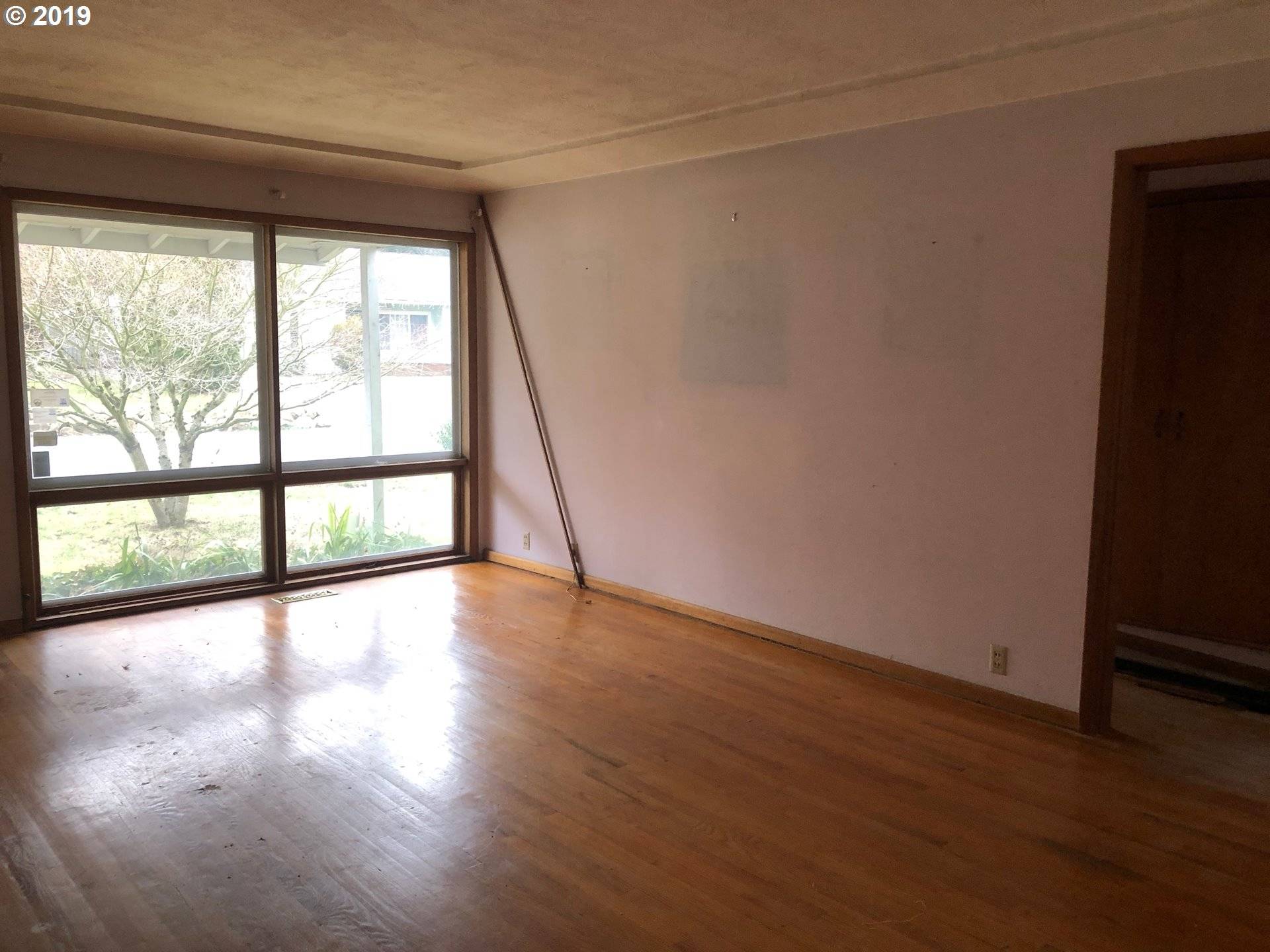 Portland, OR 97220,10635 NE KNOTT ST