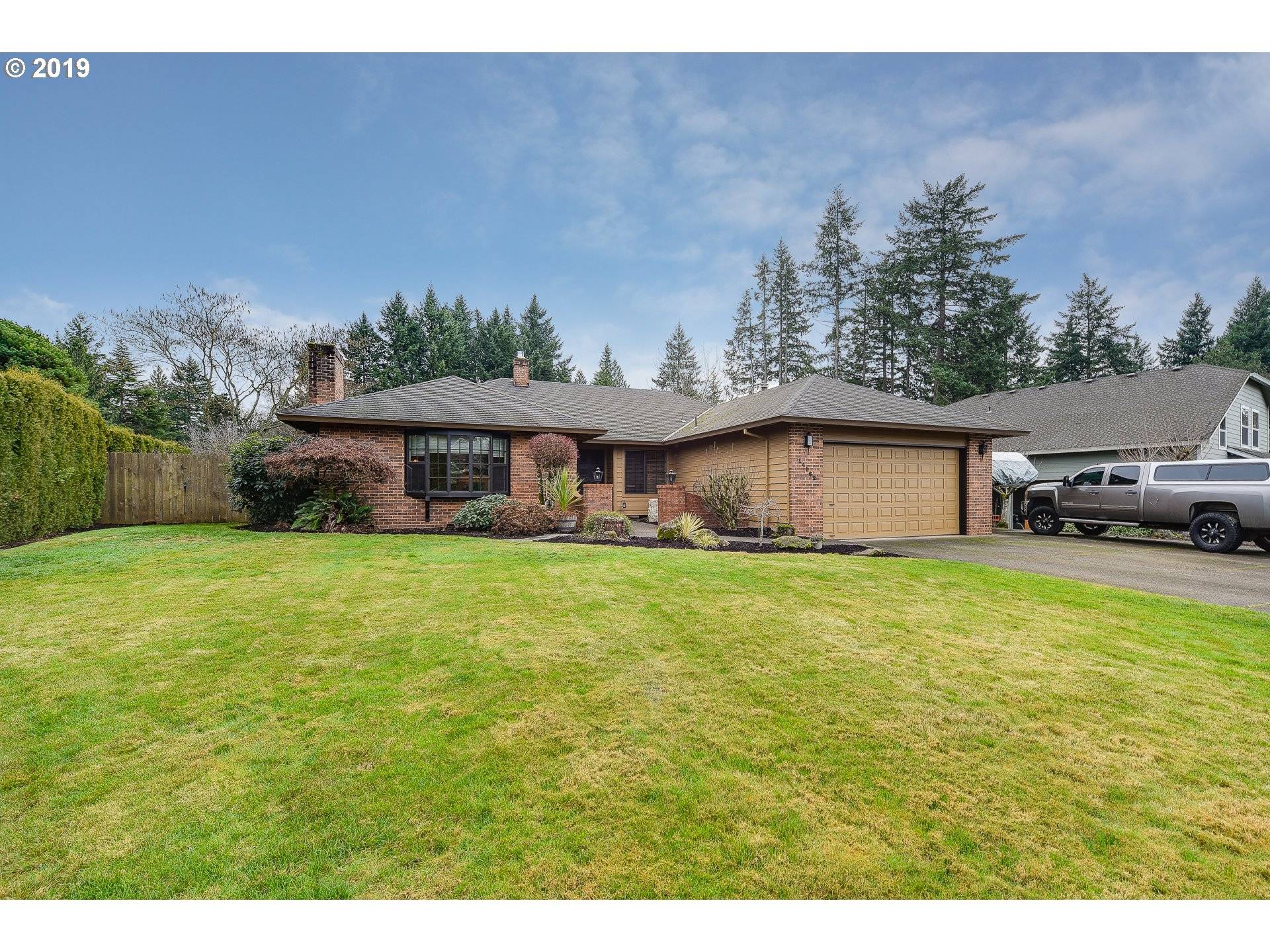 14162 S CANYON RIDGE CIR, Oregon City, OR 97045