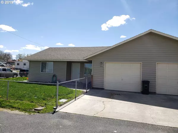 Hermiston, OR 97838,590 SE 6TH ST