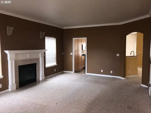 382 NAISMITH BLVD, Eugene, OR 97404