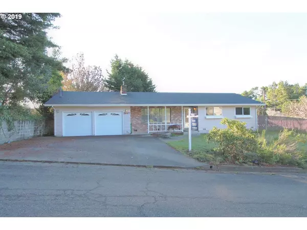 2687 13TH, North Bend, OR 97459