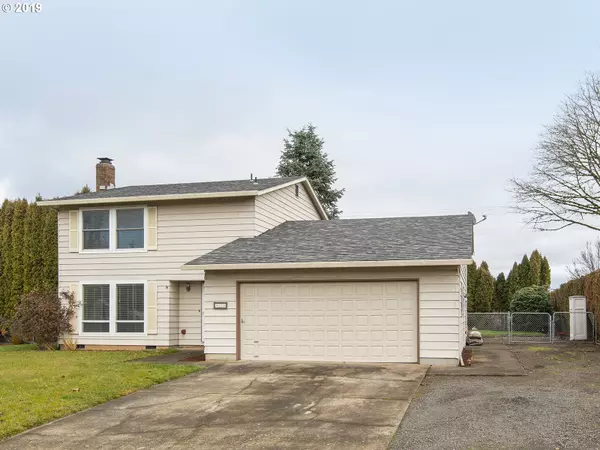 Canby, OR 97013,930 S IVY CT