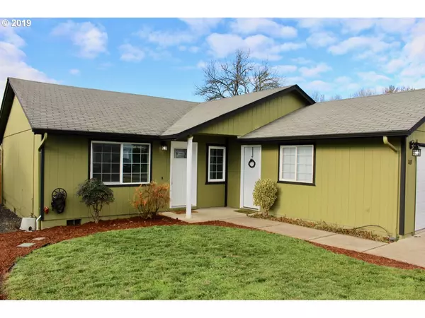 Creswell, OR 97426,1169 ASH GROVE LOOP