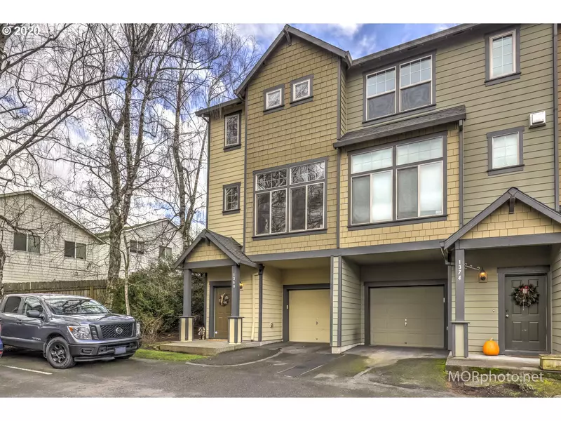 1368 SW EDGEFIELD MEADOWS TER, Troutdale, OR 97060