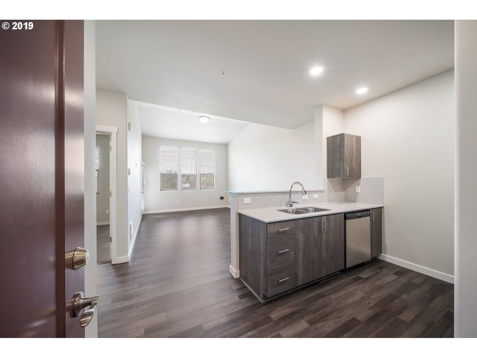 Portland, OR 97229,16401 NW Chadwick WAY #304