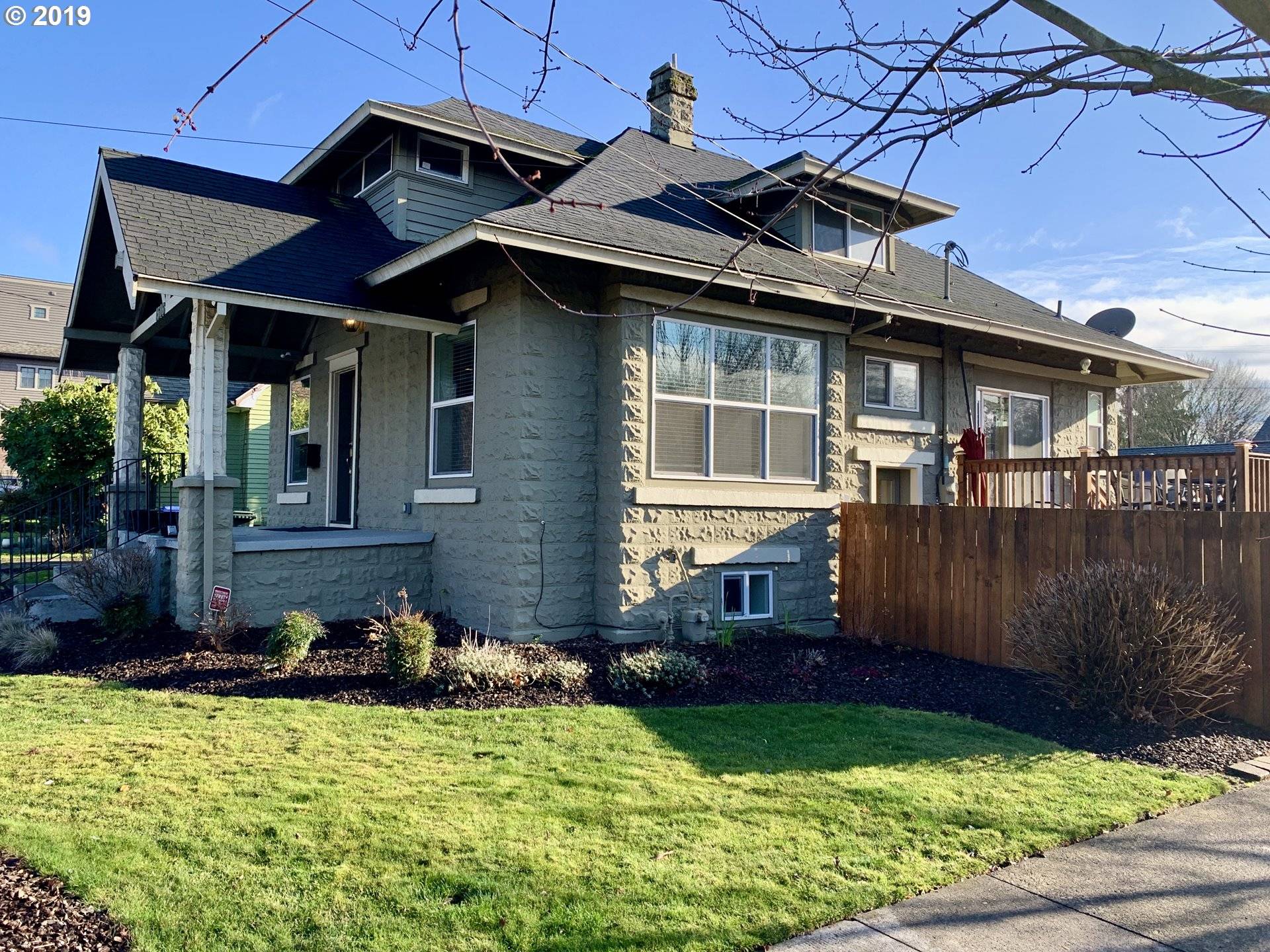 1506 SE MARTINS ST, Portland, OR 97202