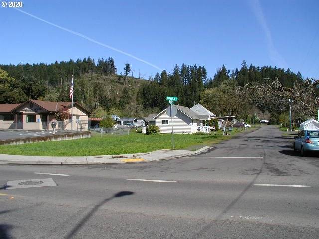 92166 MARCOLA RD, Marcola, OR 97454