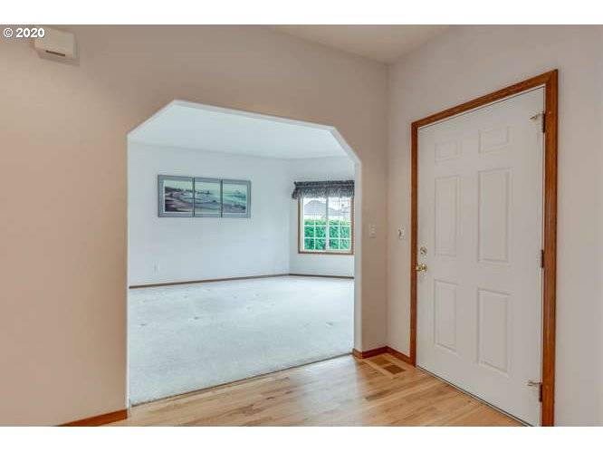 Clackamas, OR 97015,13650 SE 129TH AVE