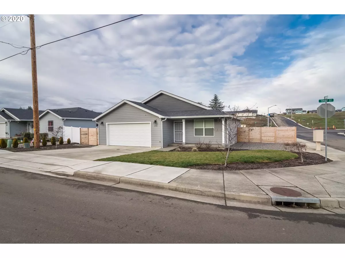 Winston, OR 97496,710 SE TOKAY ST