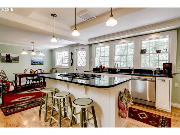 Eugene, OR 97405,31522 FOX HOLLOW RD