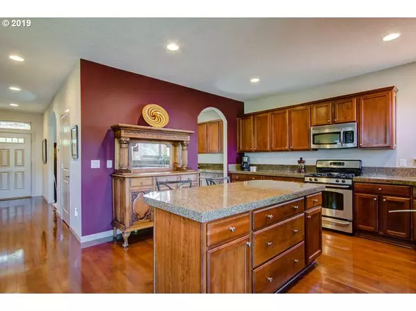 Clackamas, OR 97015,13591 SE SCENIC RIDGE DR