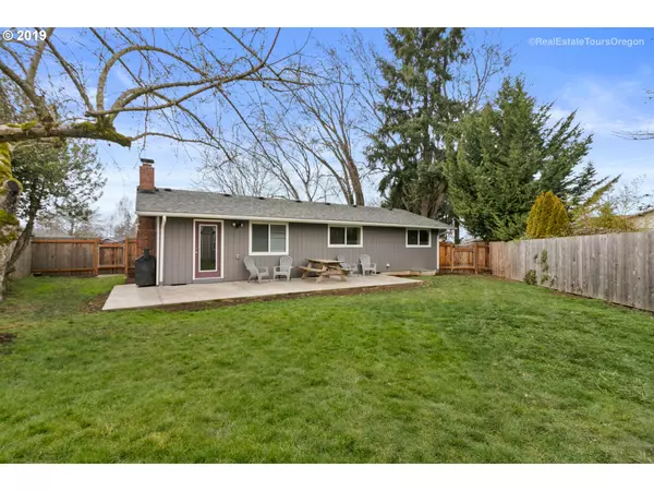 Molalla, OR 97038,3 REVILOT CT