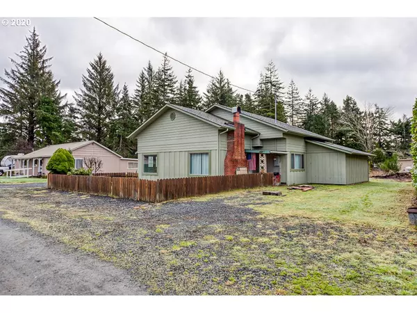 North Bend, OR 97459,93696 BRANCH LN