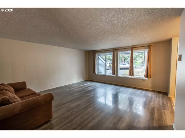 Eugene, OR 97405,2665 E WILSHIRE DR