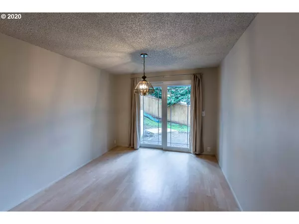 Eugene, OR 97405,2665 E WILSHIRE DR