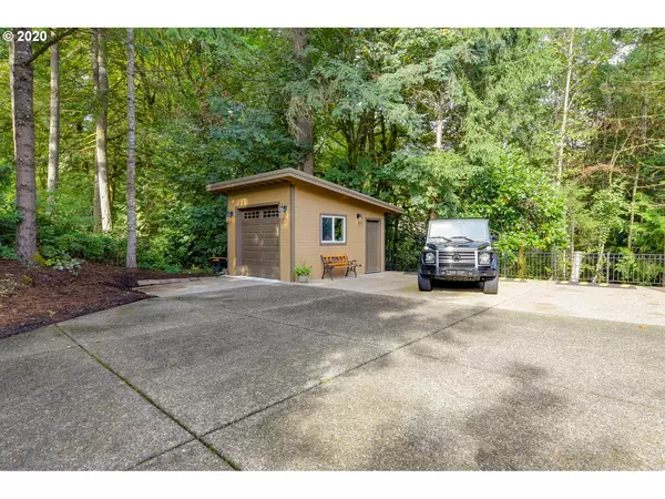 West Linn, OR 97068,19674 WILDWOOD DR