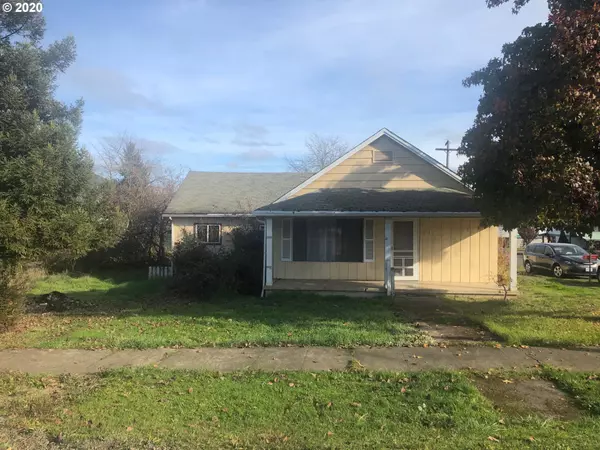 394 BIRCH ST, Yoncalla, OR 97499