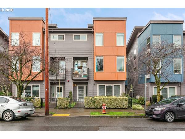 8015 N LEAVITT AVE #10-3, Portland, OR 97203