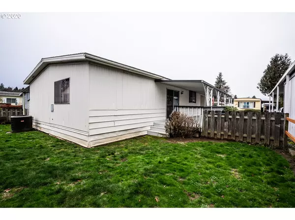 Fairview, OR 97024,21100 NE SANDY BLVD #103