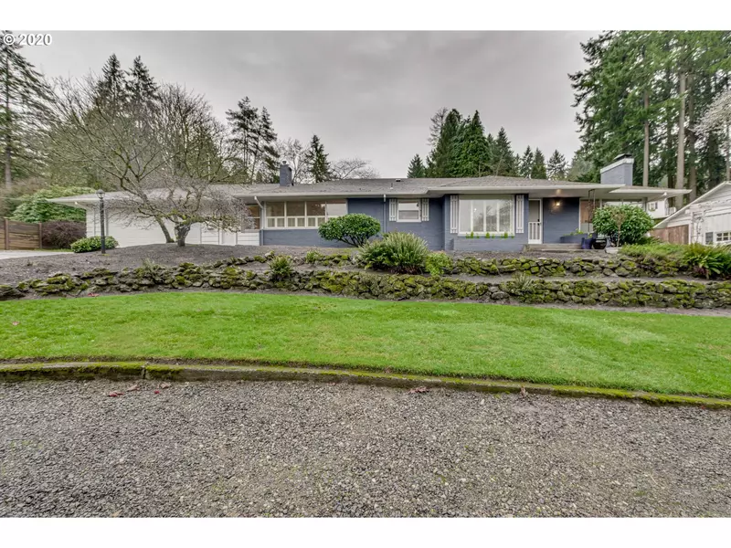 2500 GREENTREE RD, Lake Oswego, OR 97034