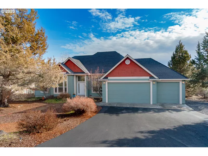 1800 MURRELET DR, Redmond, OR 97756