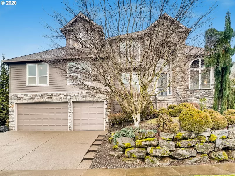 3064 NW GRAVENSTEIN ST, Camas, WA 98607