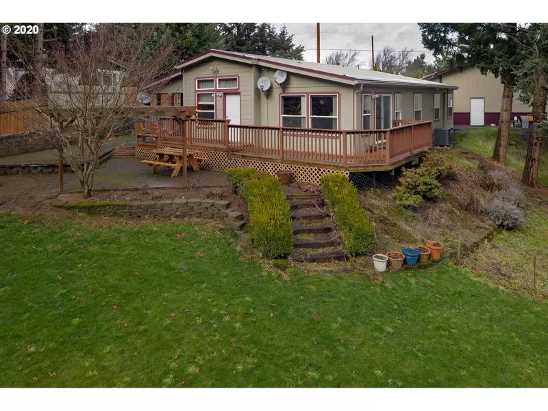 1403 TUCKER RD, Hood River, OR 97031