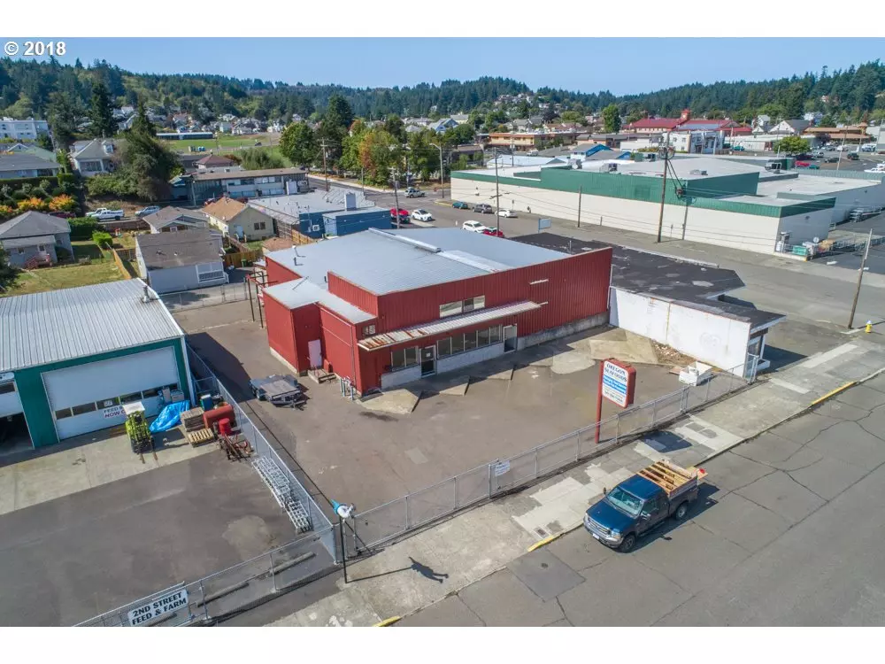 Coos Bay, OR 97420,723 S 2ND ST