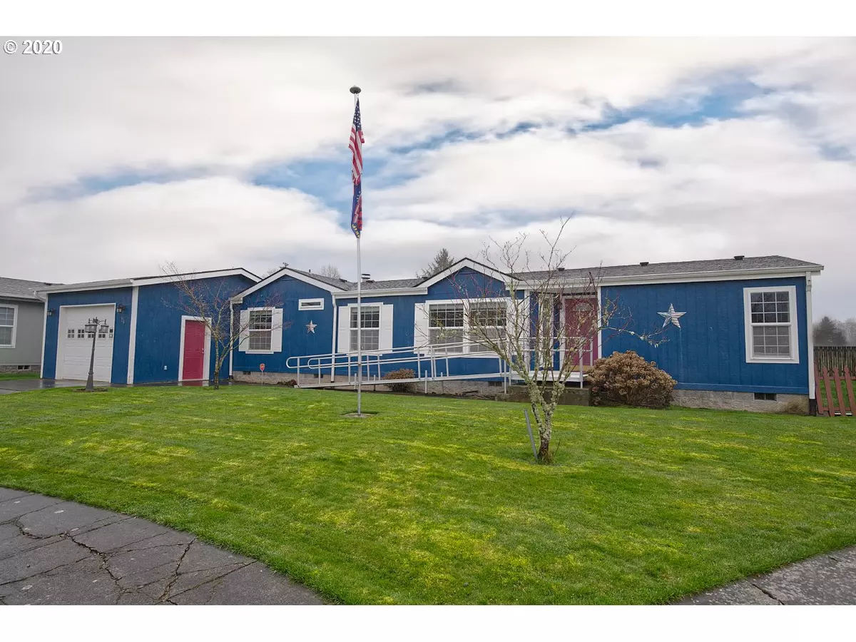 Longview, WA 98632,128 BUCKSKIN PL