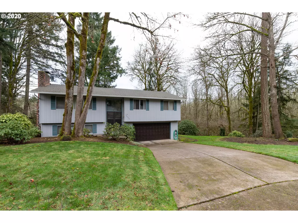 Lake Oswego, OR 97035,19230 SW REDWING CT