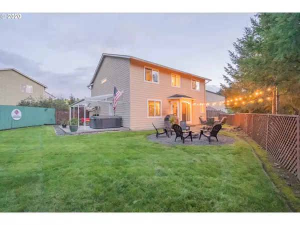 Camas, WA 98607,632 NE 42ND CIR