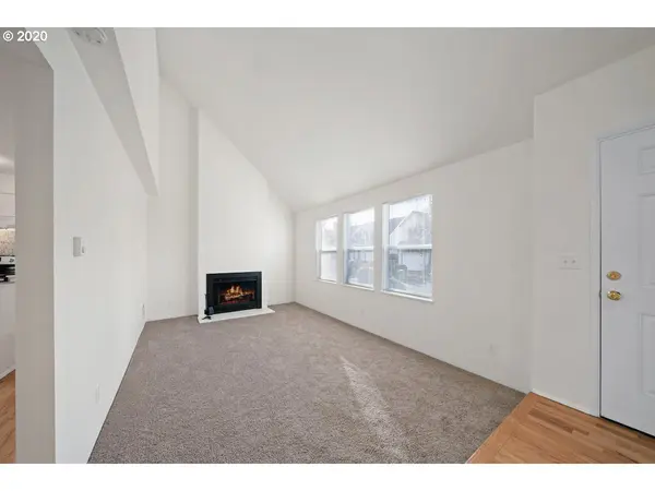 9737 SW LONDON CT, Tigard, OR 97223