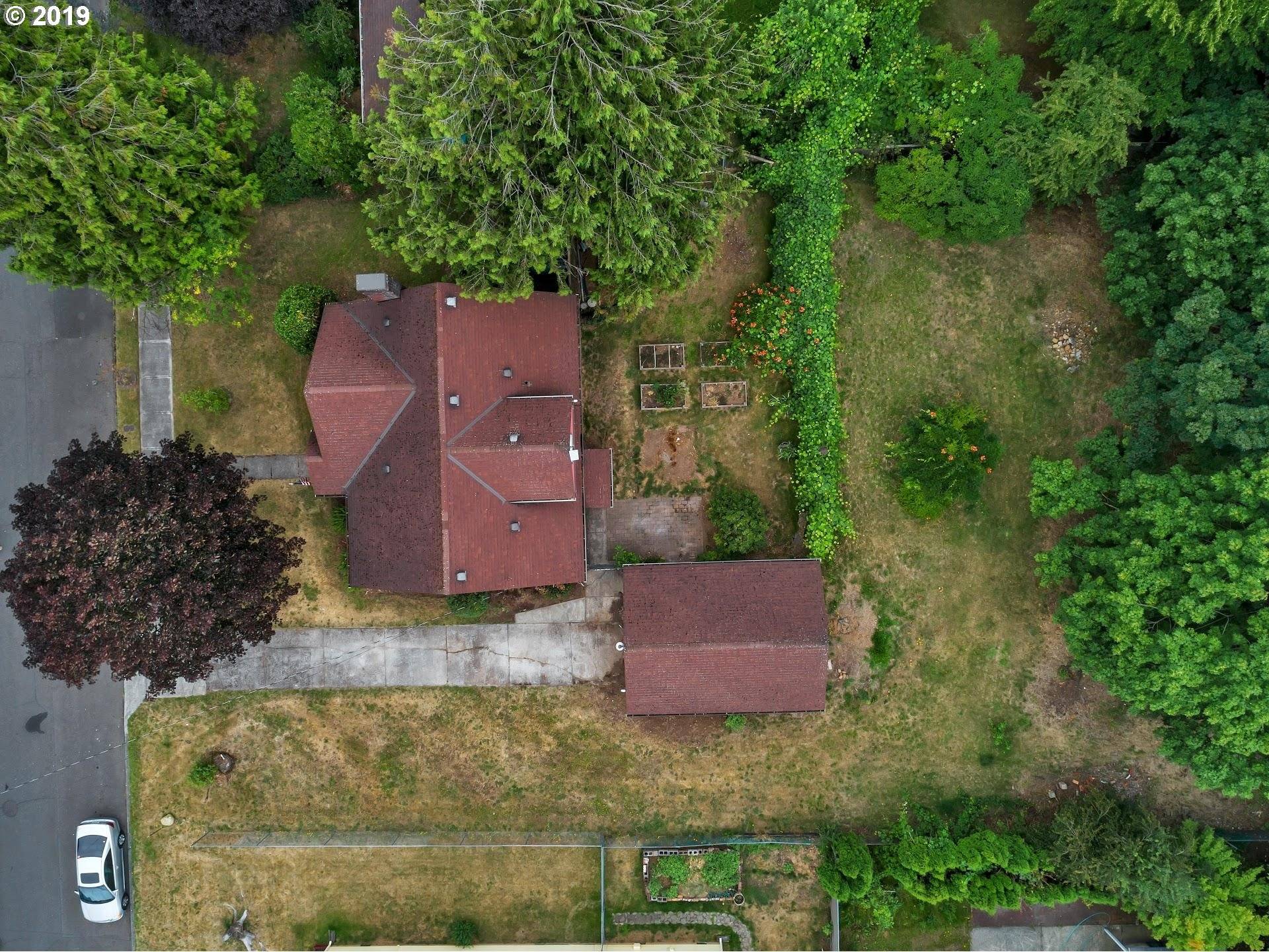 Portland, OR 97233,12418 SE STEPHENS ST