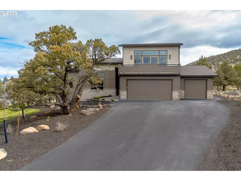 998 Trail Creek DR, Redmond, OR 97756