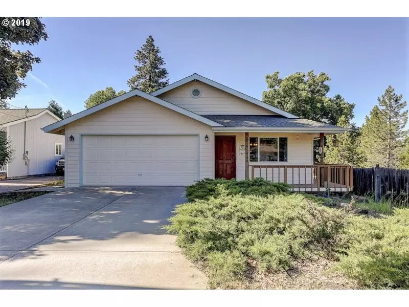 723 NE NORTON AVE, Bend, OR 97701