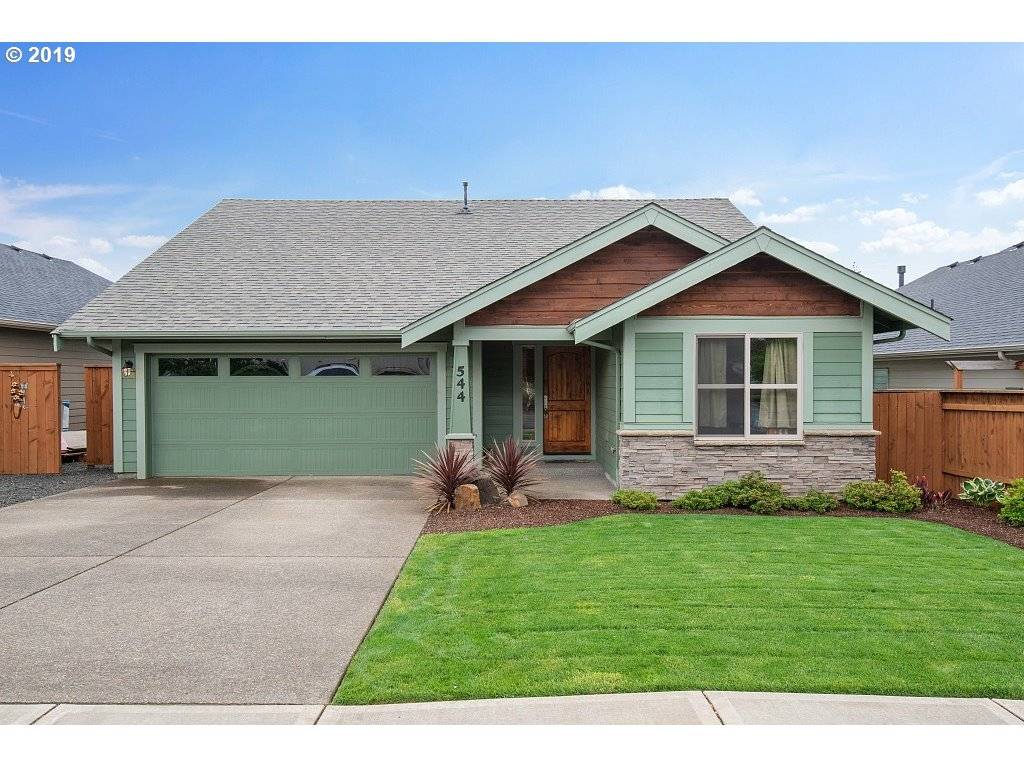 544 POLK STATION RD, Dallas, OR 97338