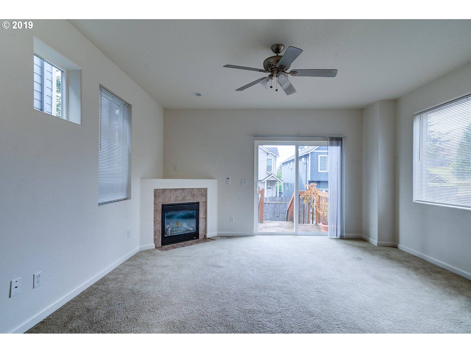 Portland, OR 97266,8438 SE CLINTON ST