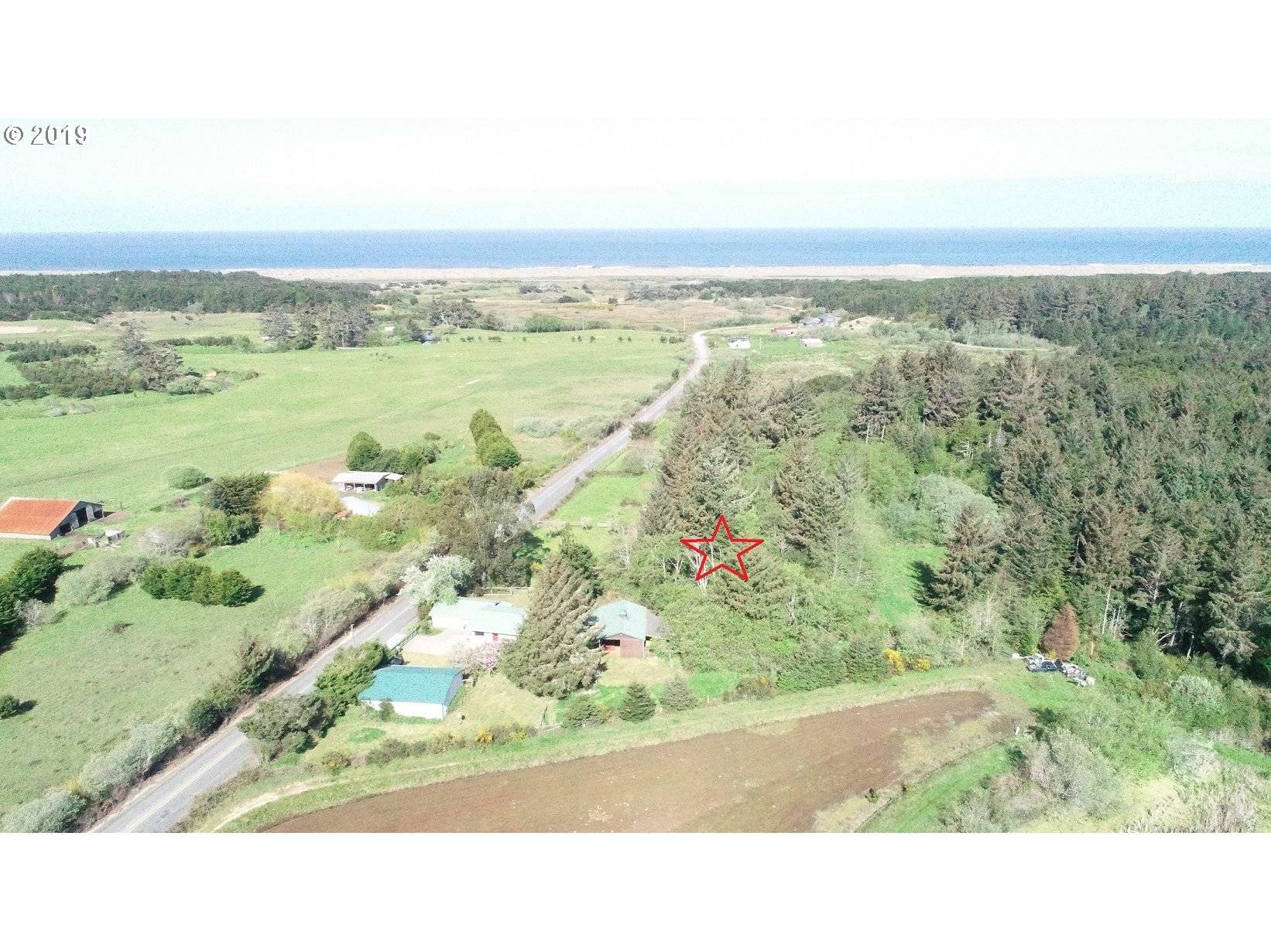 Bandon, OR 97411,86781 LOWER FOURMILE LN
