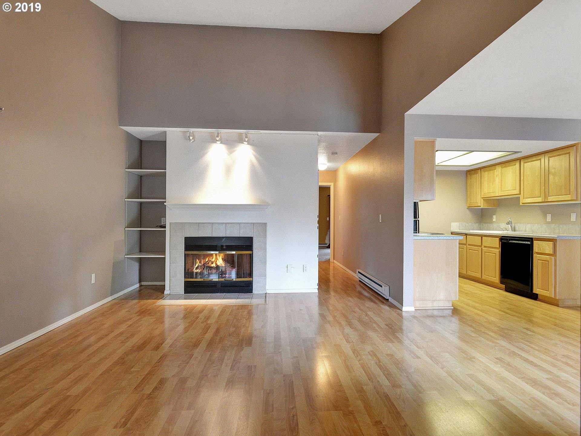 Lake Oswego, OR 97035,86 KINGSGATE RD #G203