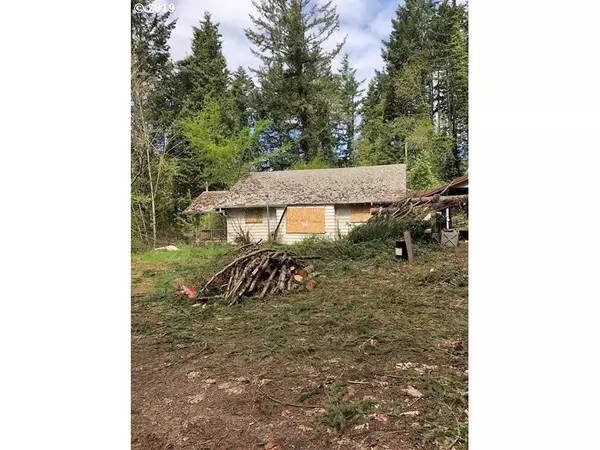 35775 ROW RIVER RD, Cottage Grove, OR 97424