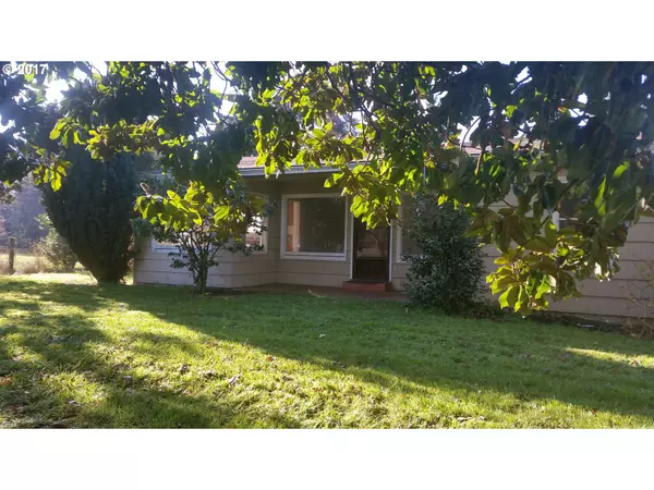 3471 DEL RIO RD, Roseburg, OR 97471