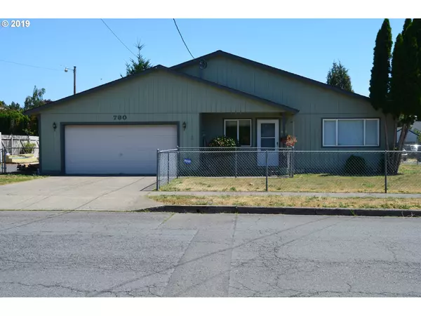 780 N 7TH AVE, Stayton, OR 97383