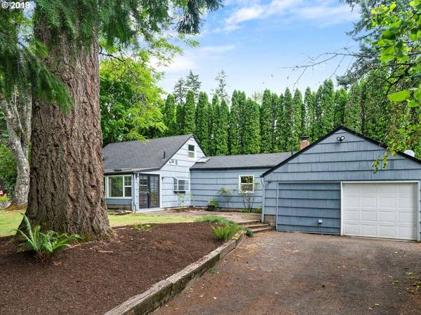 10904 SW 35TH AVE, Portland, OR 97219